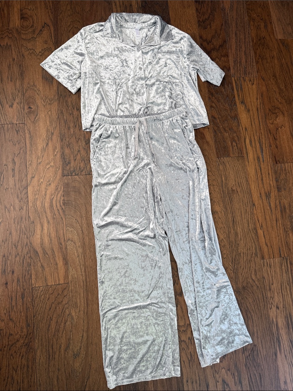 Women's Silver Velvet Pajama Set